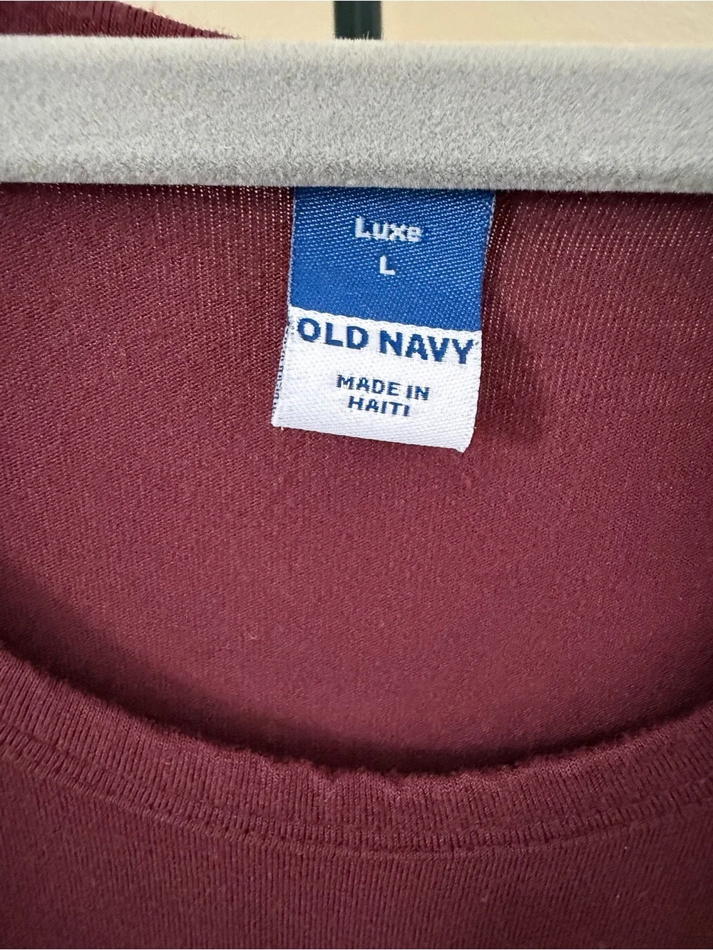 Old Navy Luxe Sleeveless Top – Loaganberry – Women’s Large - Picture 4 of 4